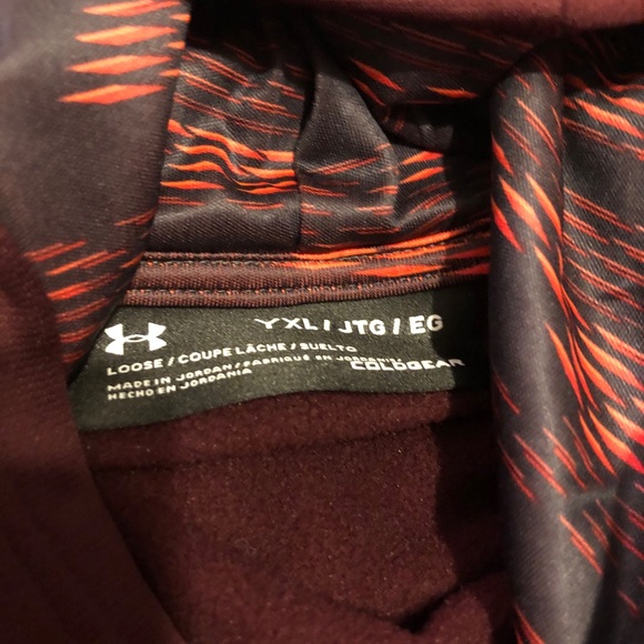 Temp price drop Under Armour sweatshirt youth M or XL - Picture 3 of 3